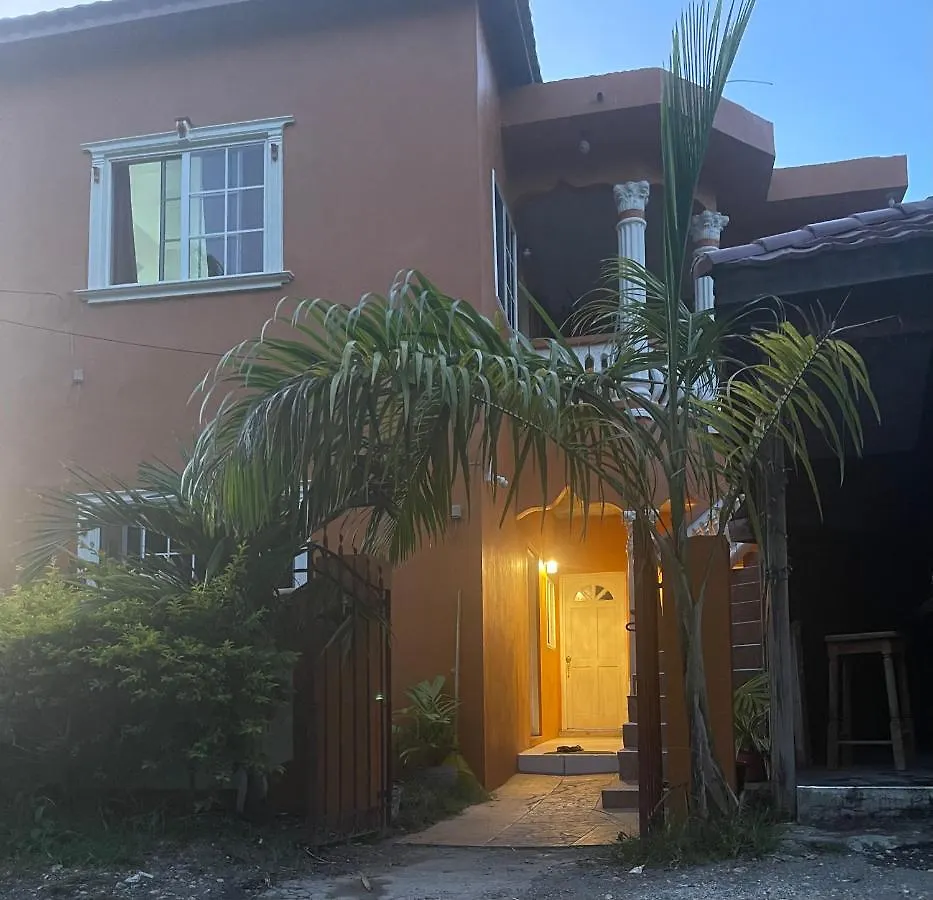 Neek'S Caribbean Breeze Retreat Apartamento Port Antonio